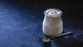 ¿Qué contiene el yogurt de coco?